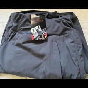 M Maroaut Large Active Shorts Black Zipped Side Pockets NWT